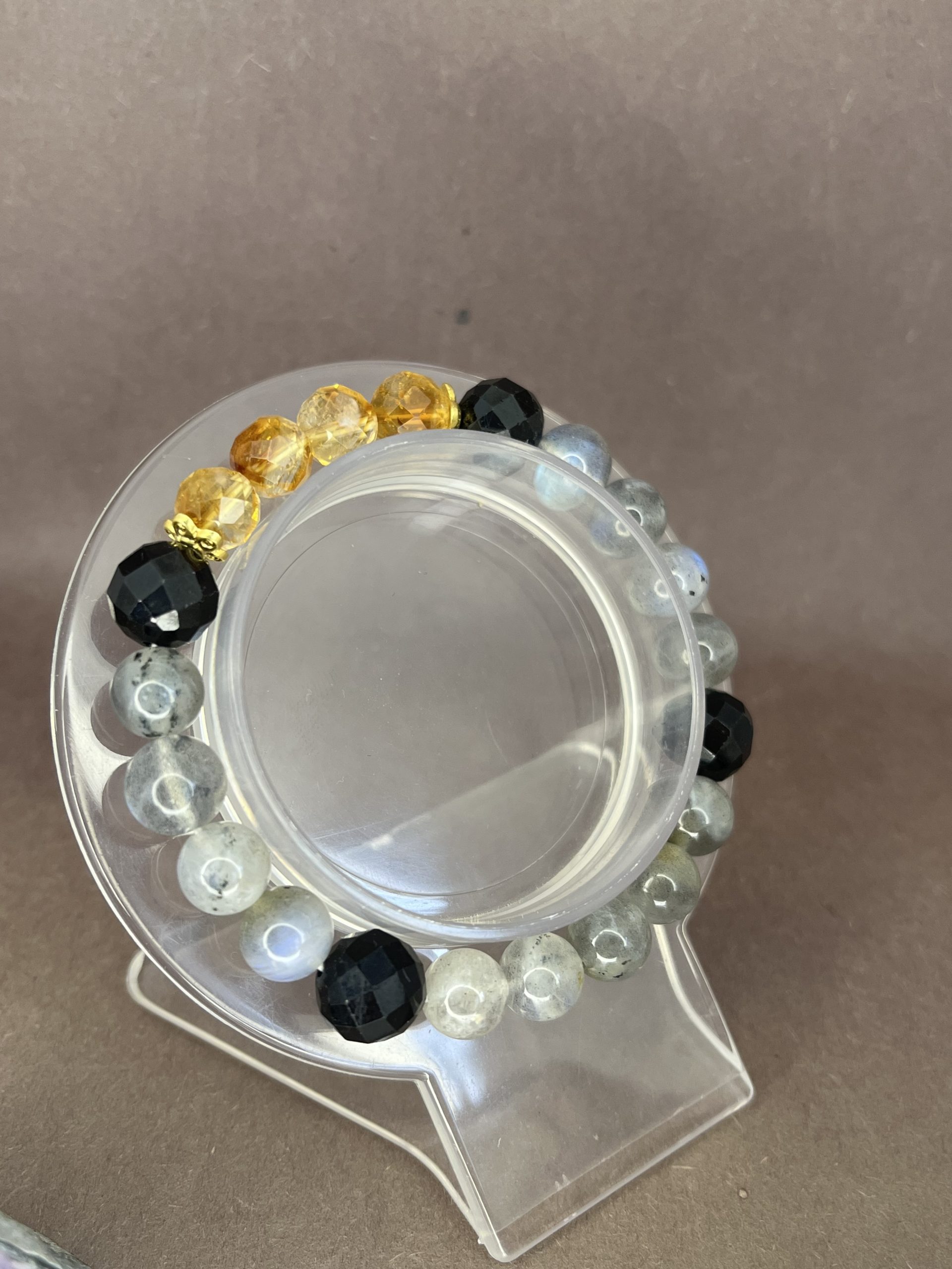 Işığın muhafızı